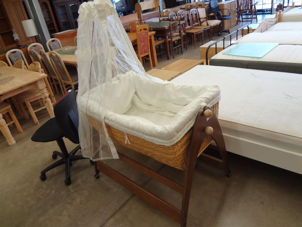 (20550) Babywiege, 50,- €