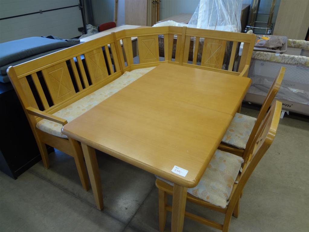 (20610) Eckbank + Tisch + 2 Stühle, 250,- €