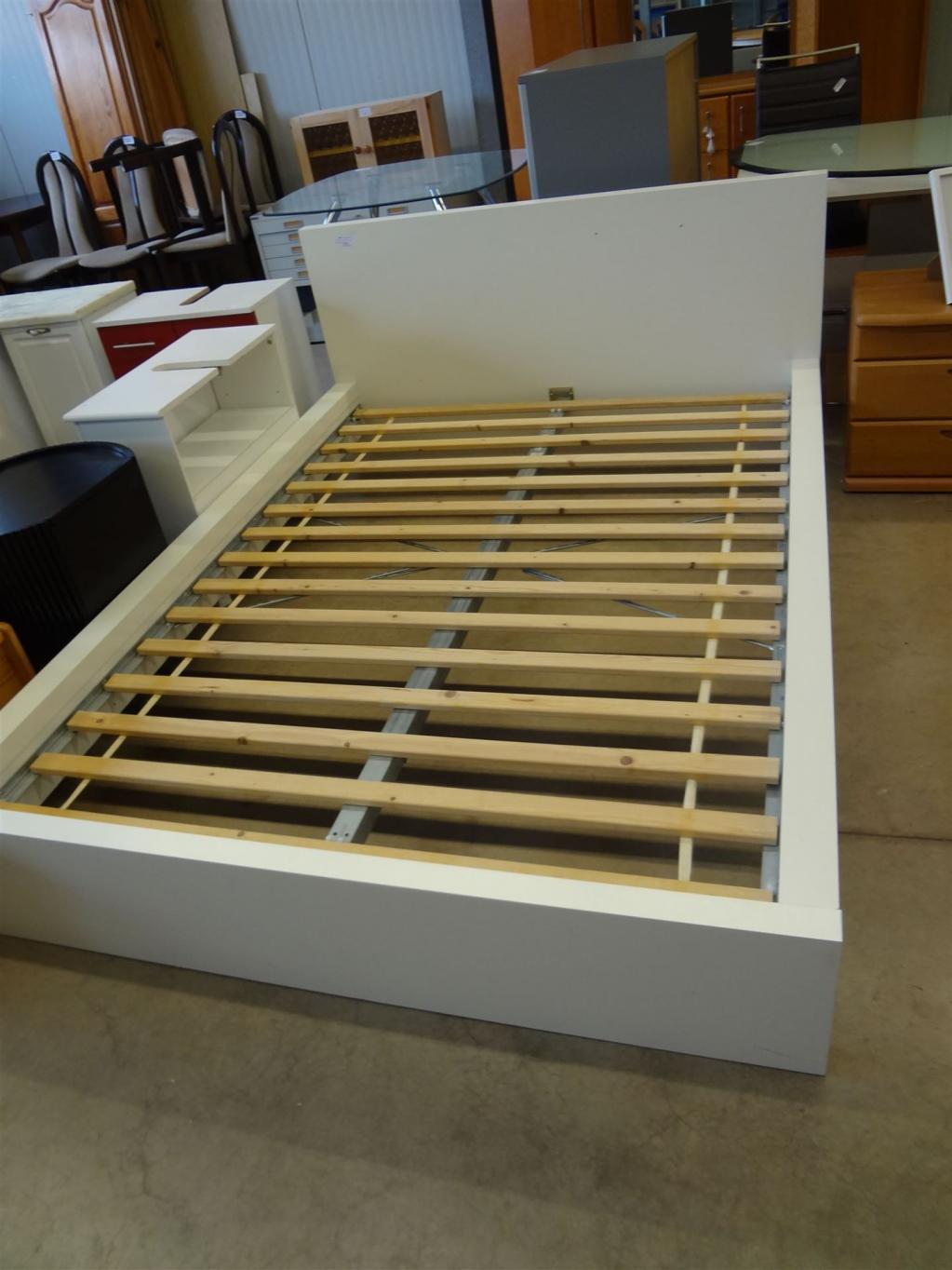 (18859), Bett, 95,- €
