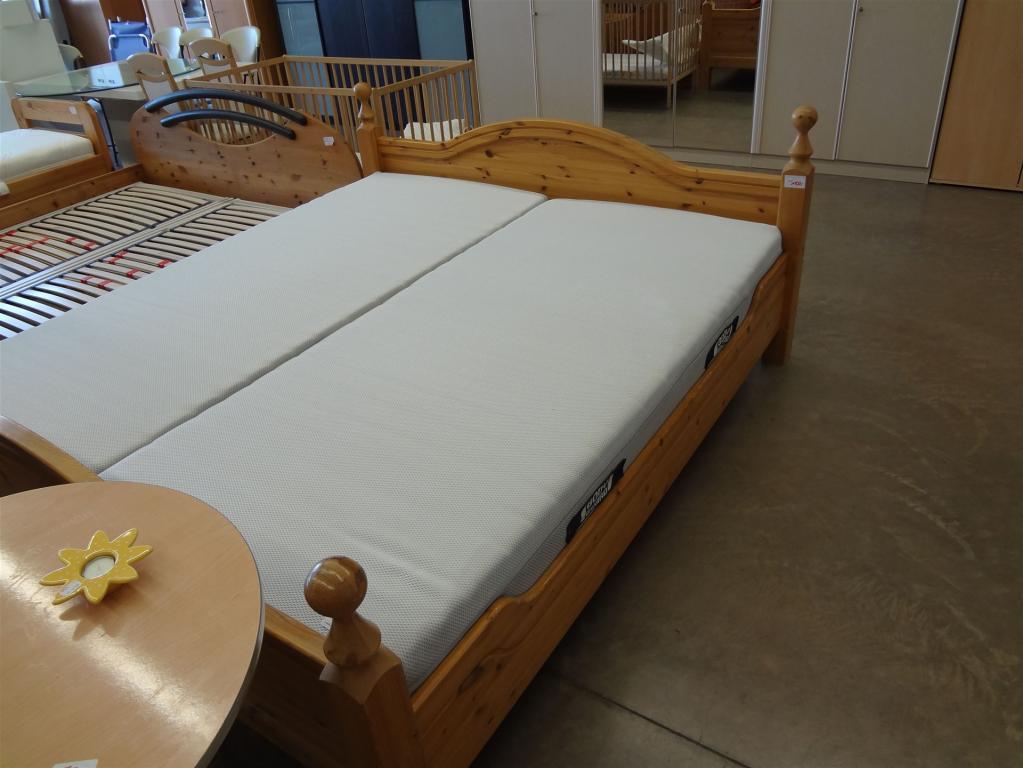 (18905), Doppelbett, 180,- €