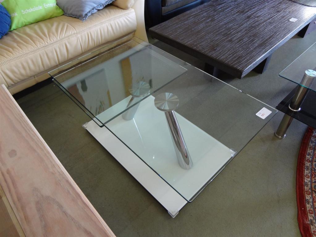 (19736) Couchtisch, 90,- €