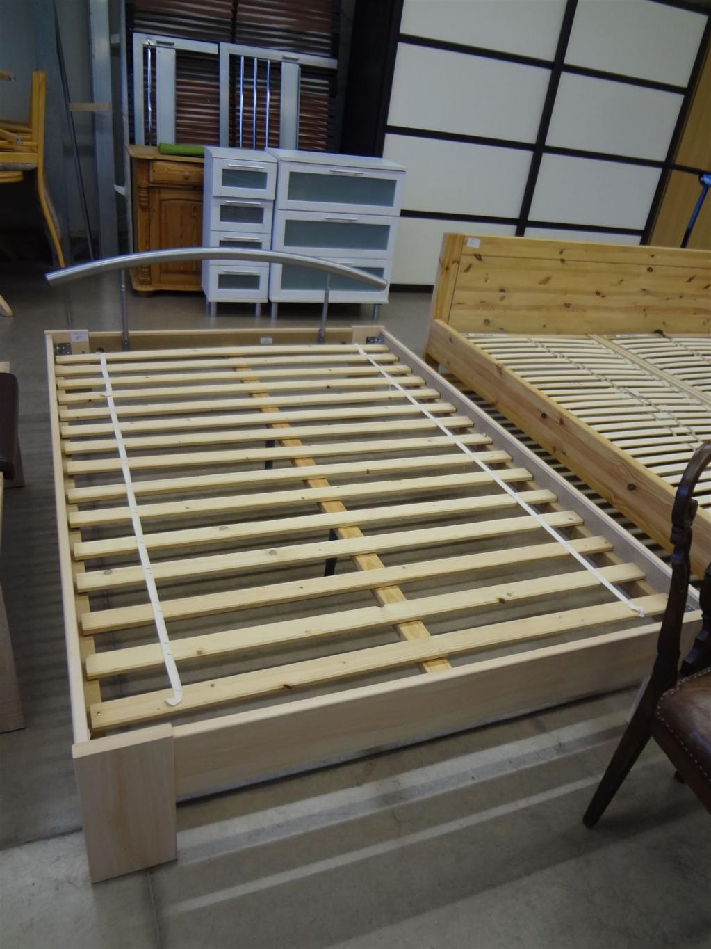 (19769) Bett, 80,- €