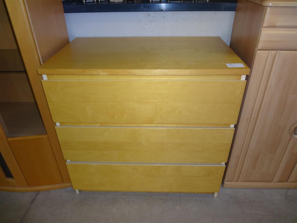 (19868) Kommode, 50,- €