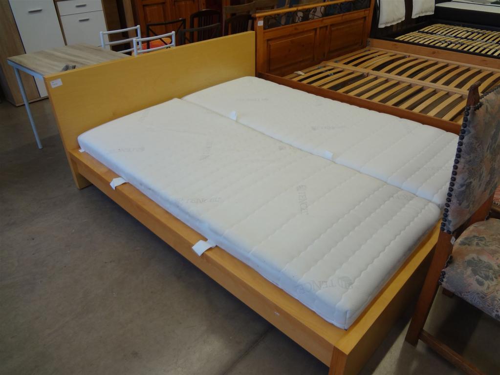 (19871) Doppelbett, 120,- €