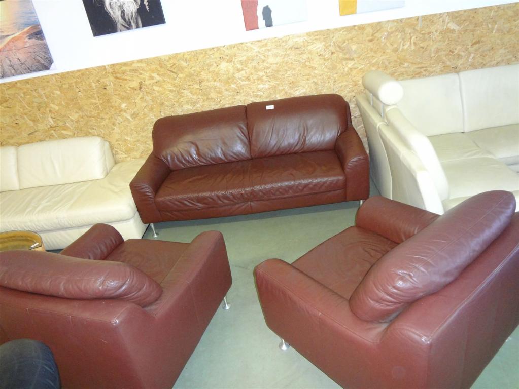 (19993) Couch + 2 Sessel 180,- €
