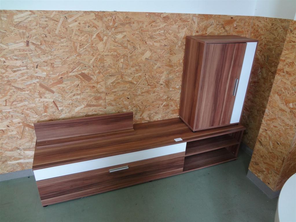 (19999) Wohnwand, 65,- €