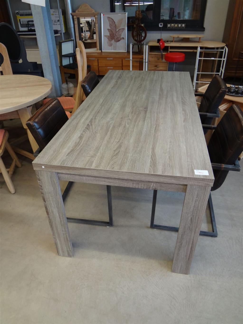 (20017) Esstisch, 180,- €