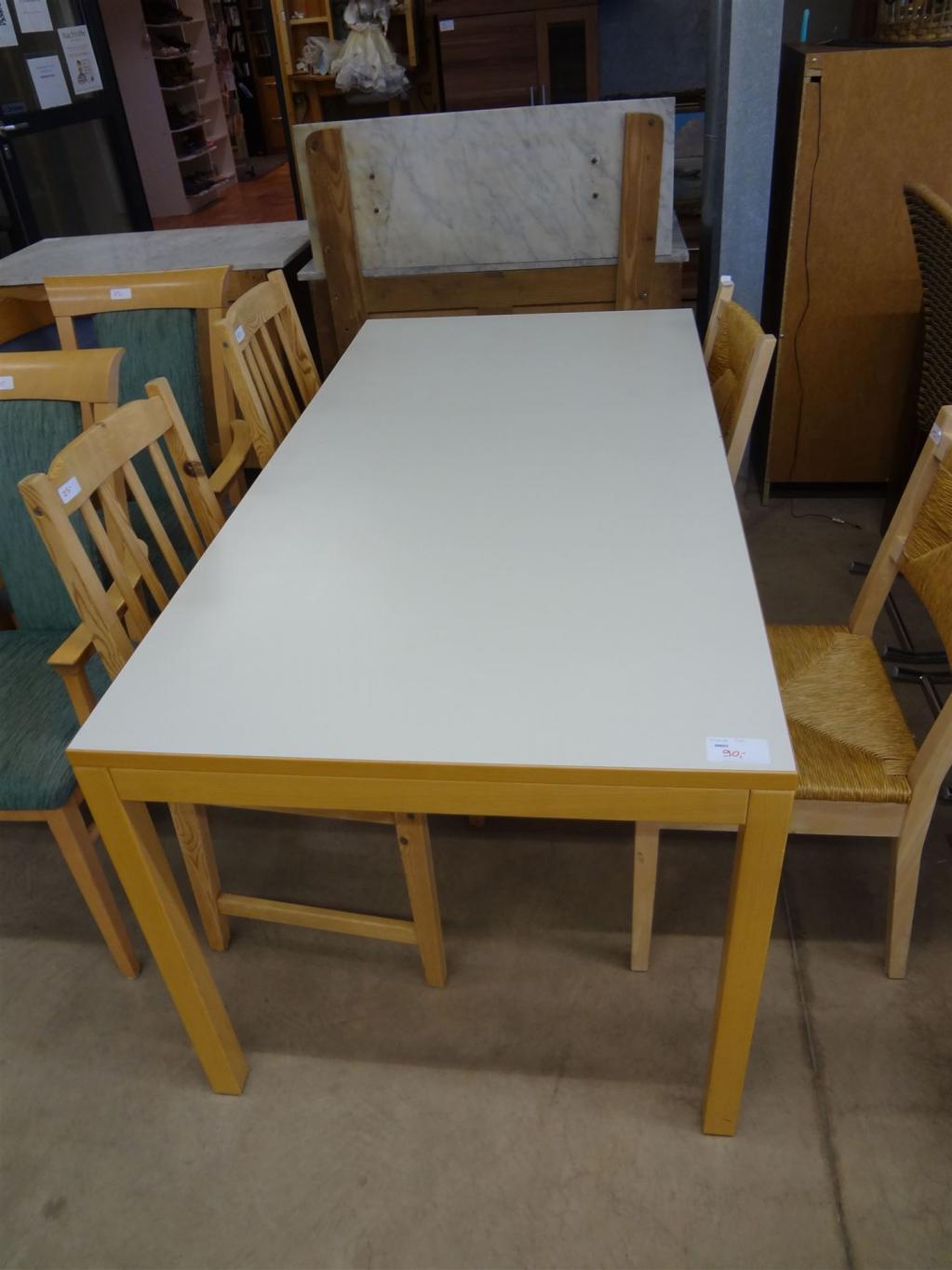 (20027) Tisch, 90,- €