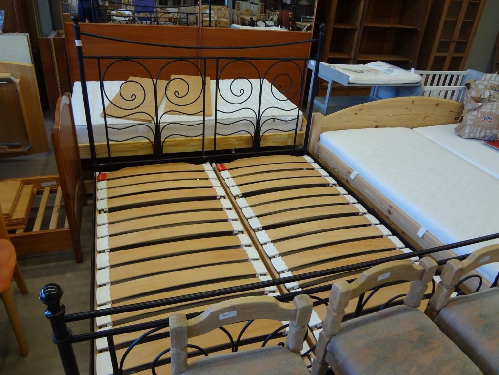 (20067) Bett, 140,- €