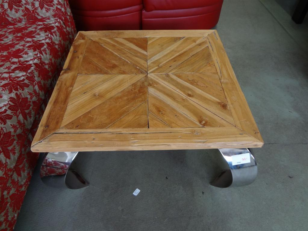 (20094) Couchtisch, 90,- €