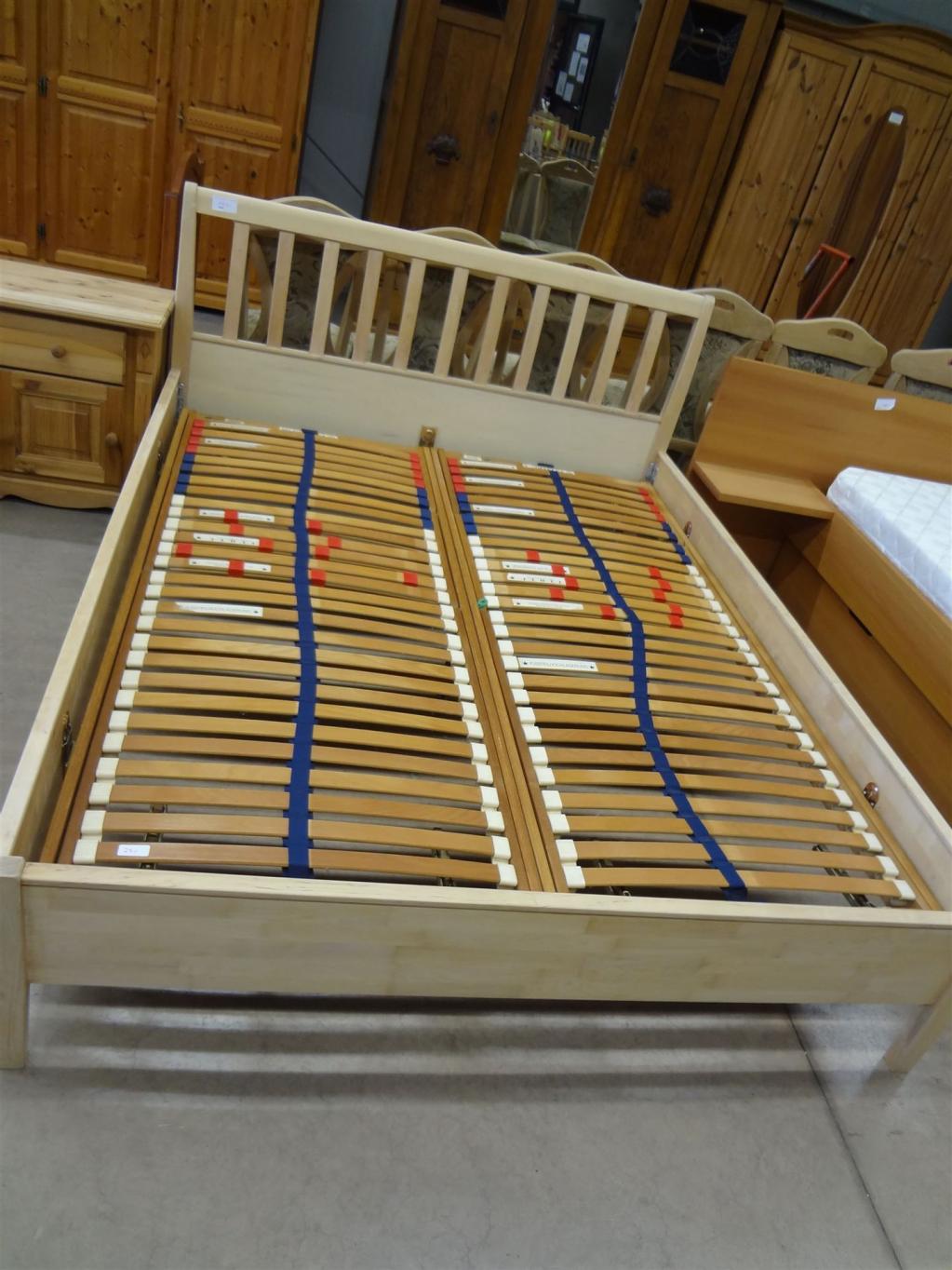 (20130) Bett, 150,- €