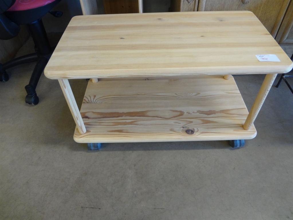 (20234) Tisch, 30,- €
