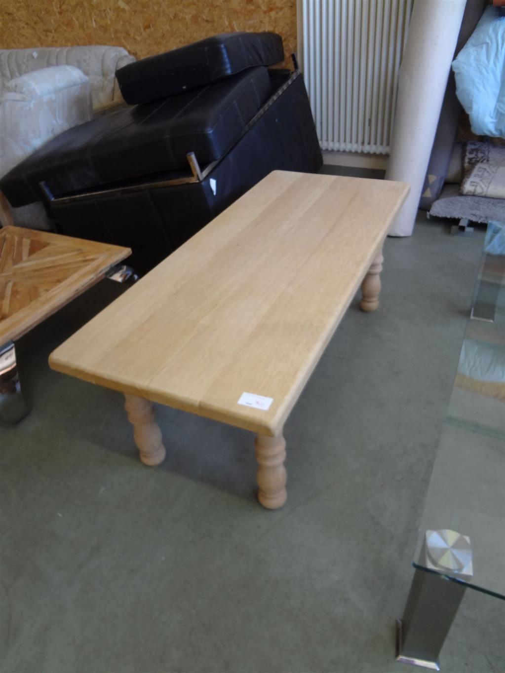 (20259) Couchtisch, 90,- €