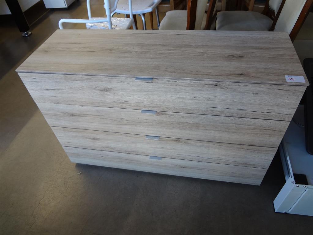 (20357) Kommode, 65,- €