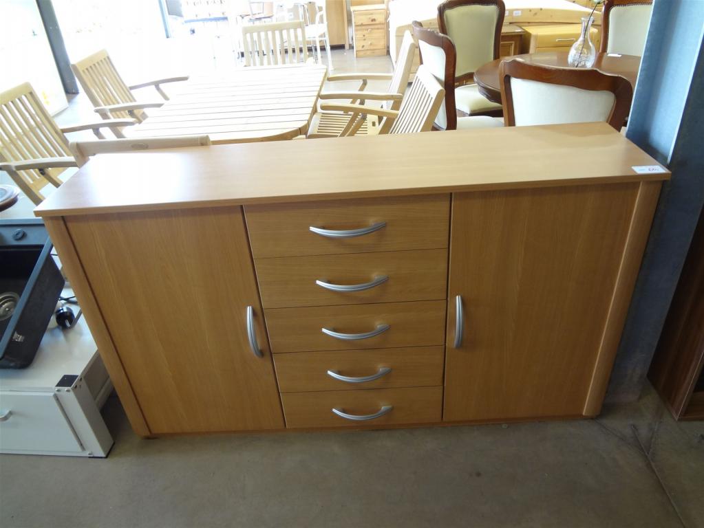 (20393) Kommode, 60,- €