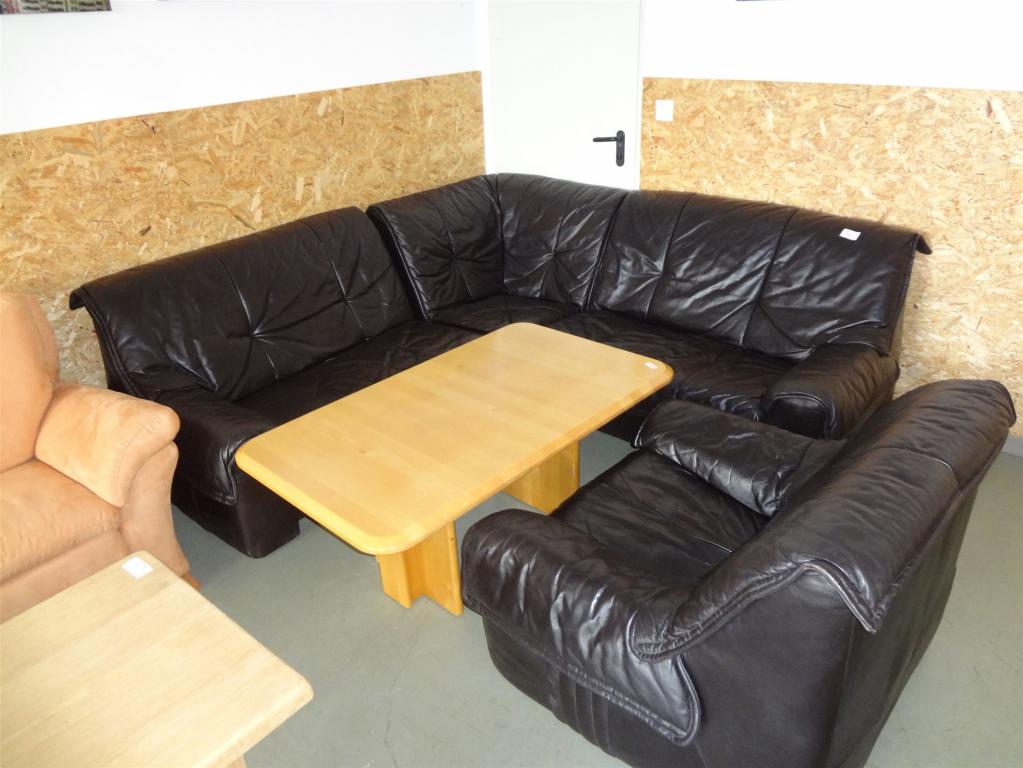 (20375) Ledercouch, 150,- €