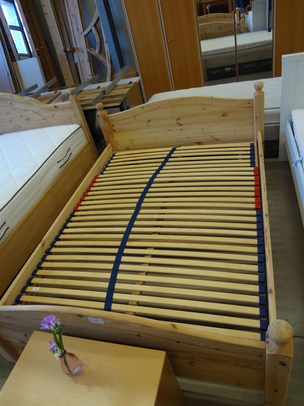 (20425) Bett, 120,- €