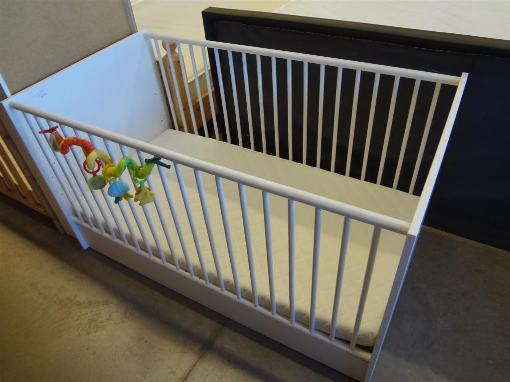 (20528) Babybett, 60,- €