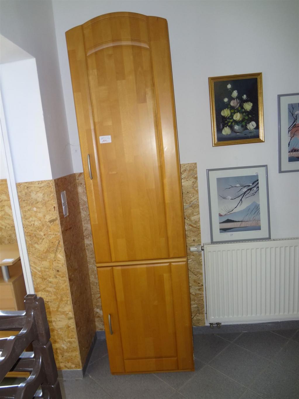 (18827), Hochschrank, 80,- €