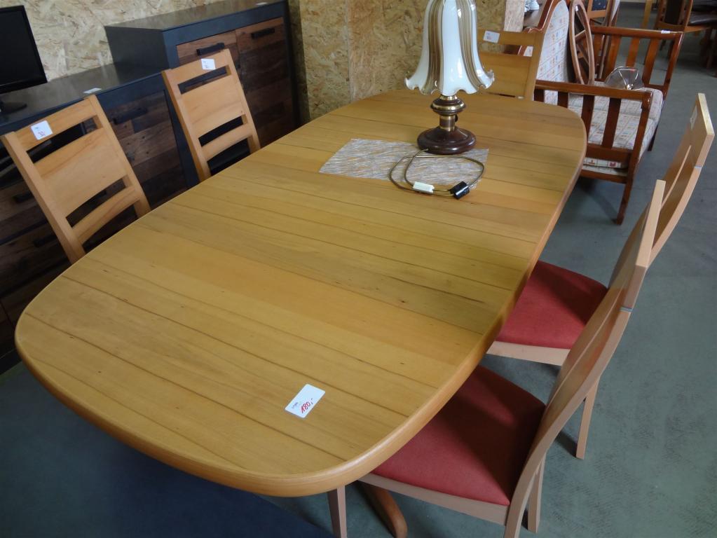 (17506), Tisch, 95,- €