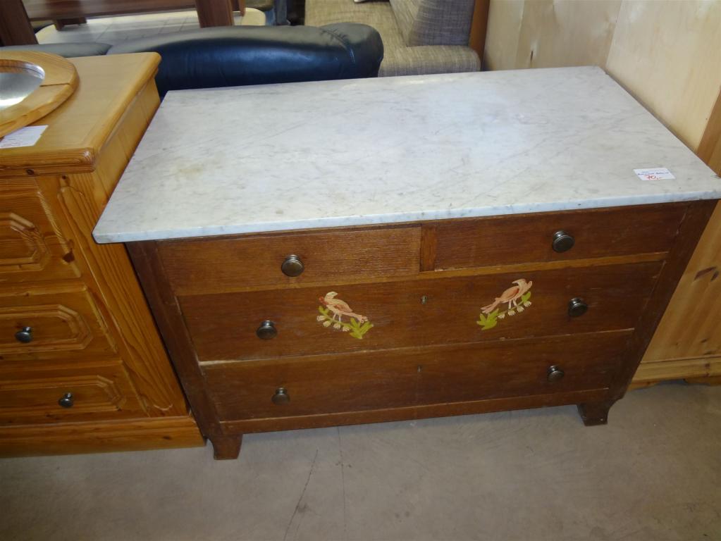 (18543), Kommode, 60,- €
