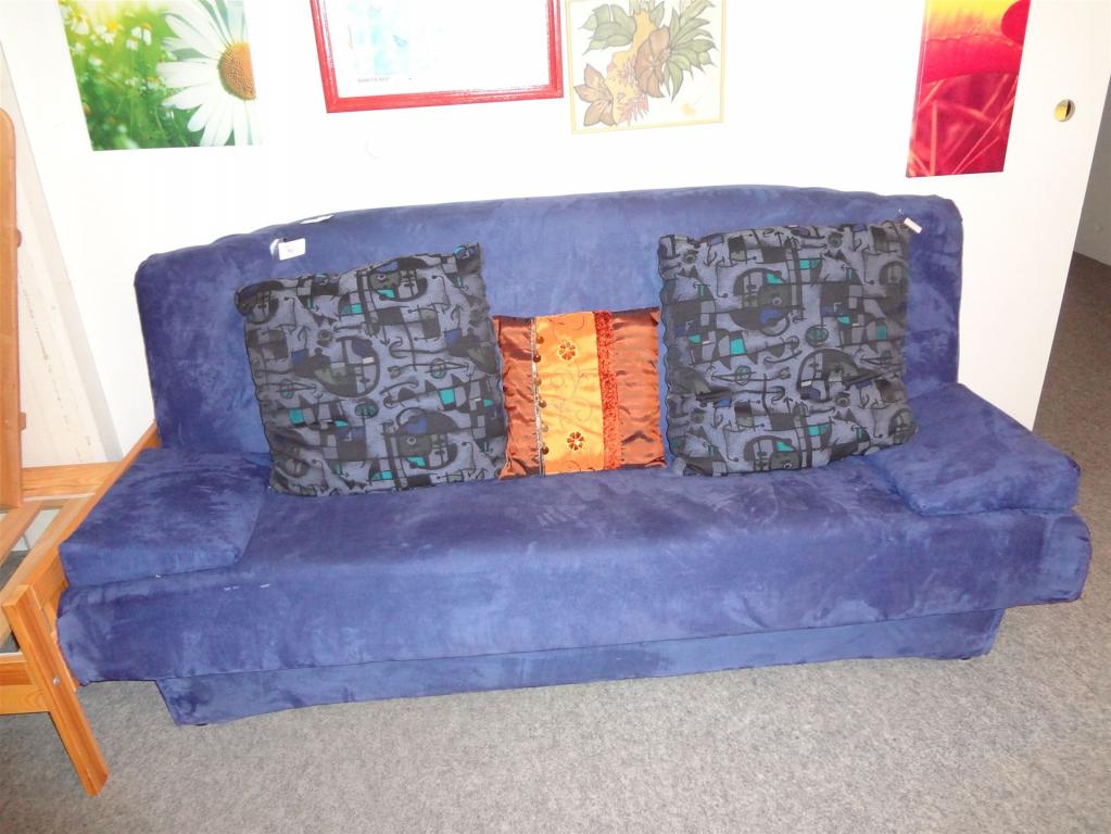 (01W), Couch, 90,- €