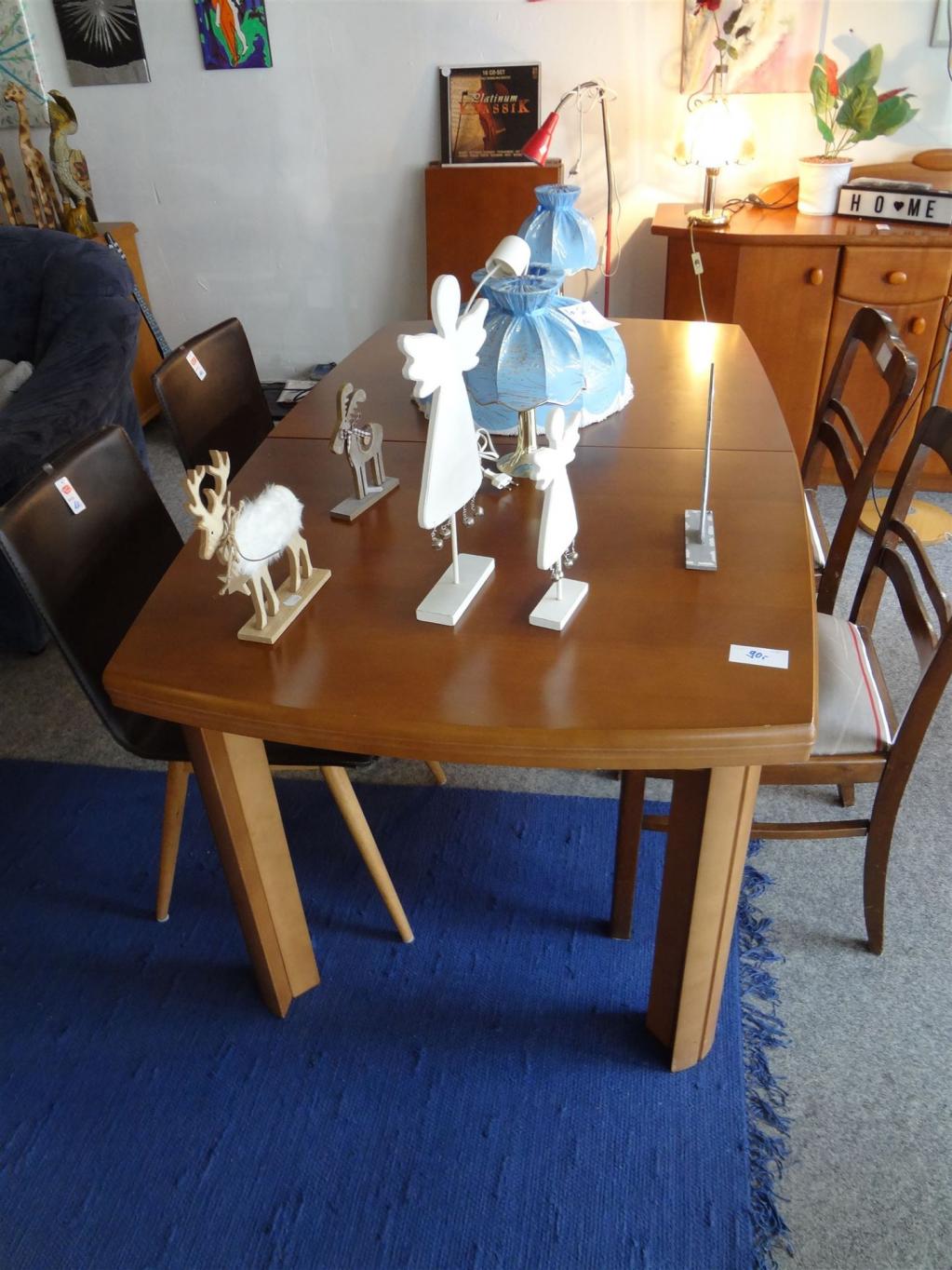 (12W) Tisch, 90,- €